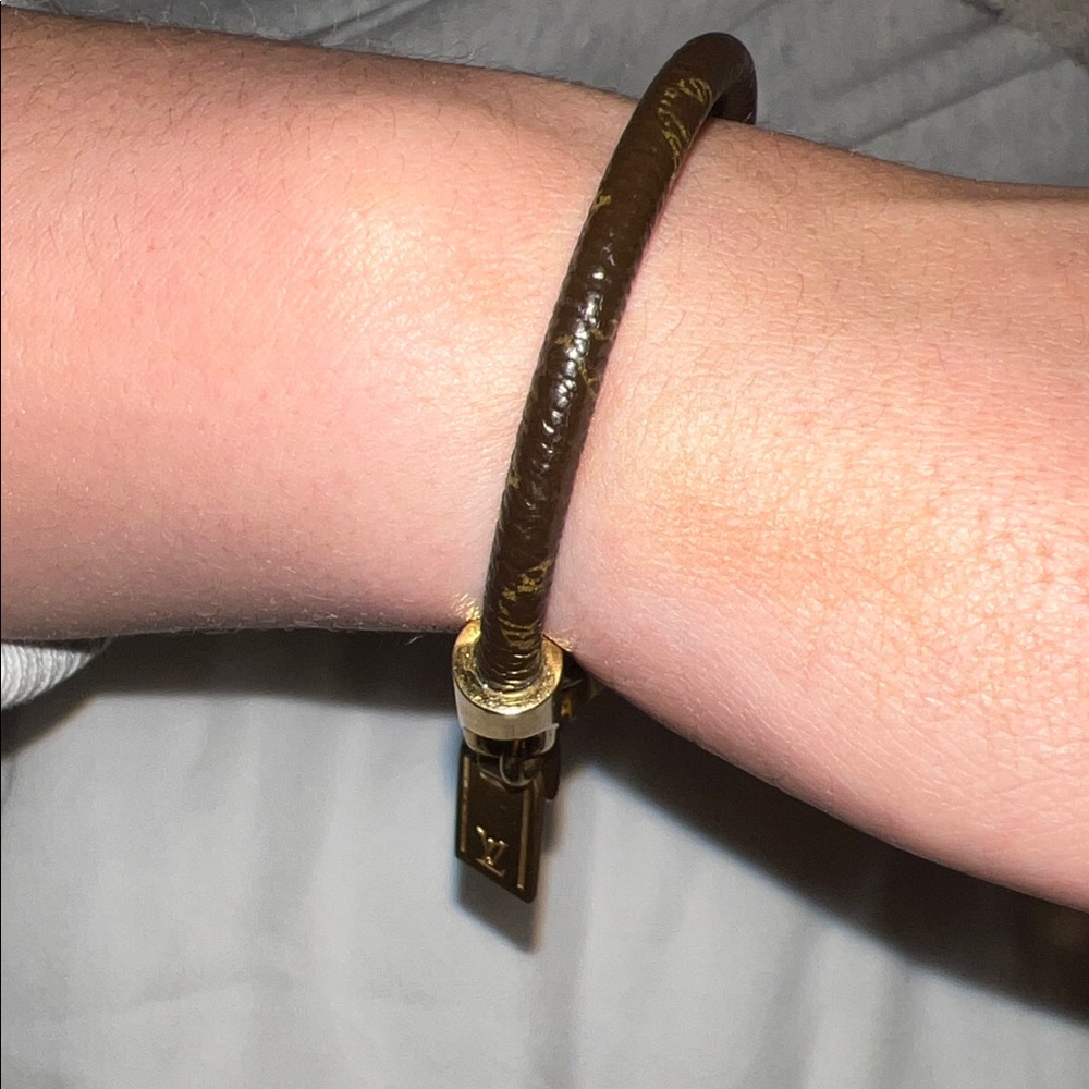 Louis Vuitton Luck It Brown Monogram Canvas Gold Tone Bracelet - Picture 12 of 12